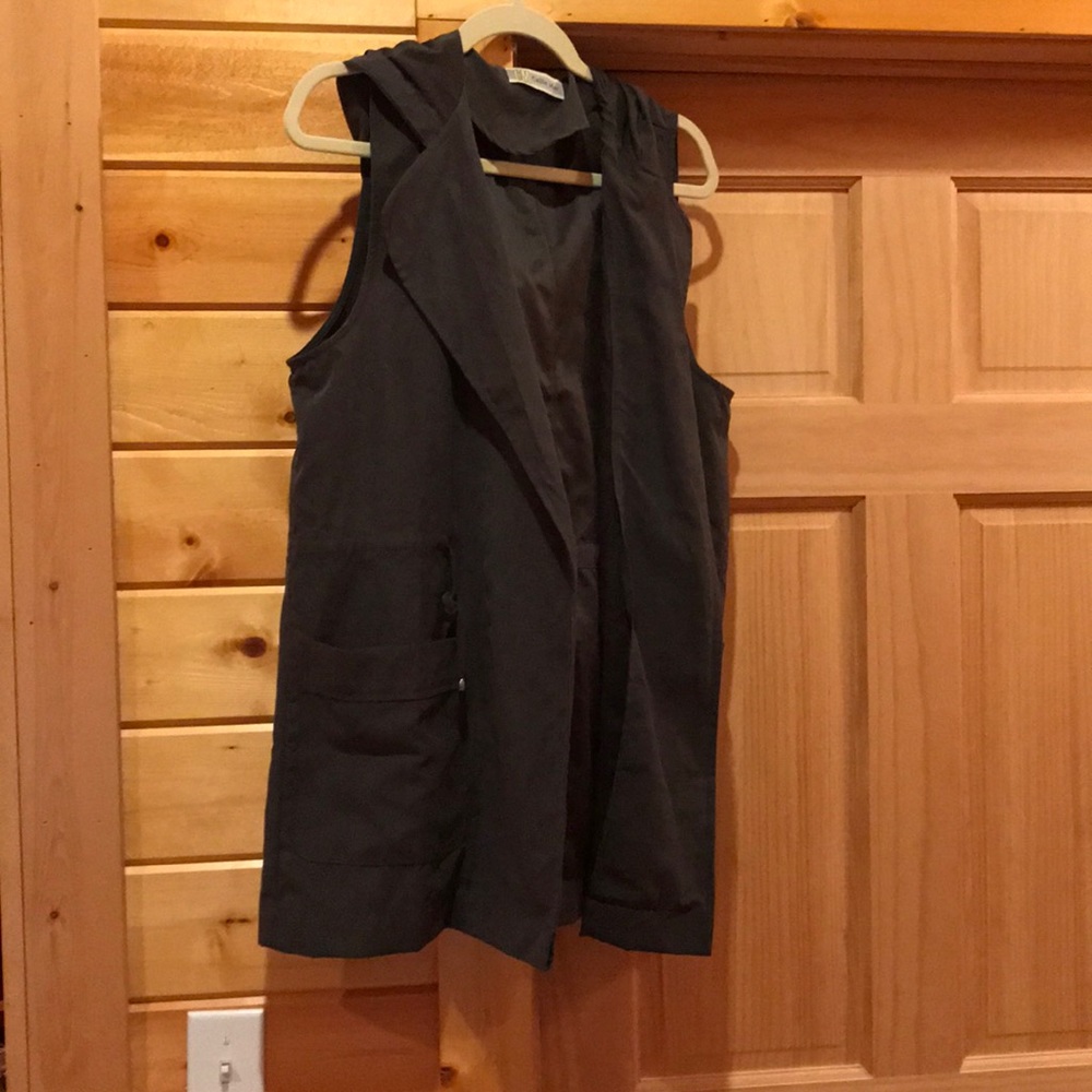 Lizard Thicket Vest
